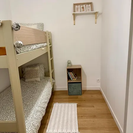 Appartement New - Climatise - Piscine - Parking Privatif