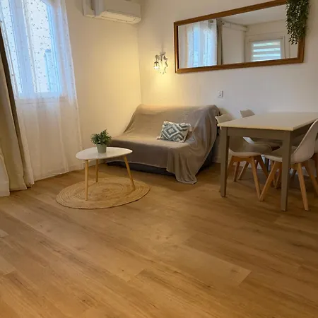 New - Climatise - Piscine - Parking Privatif Appartement *